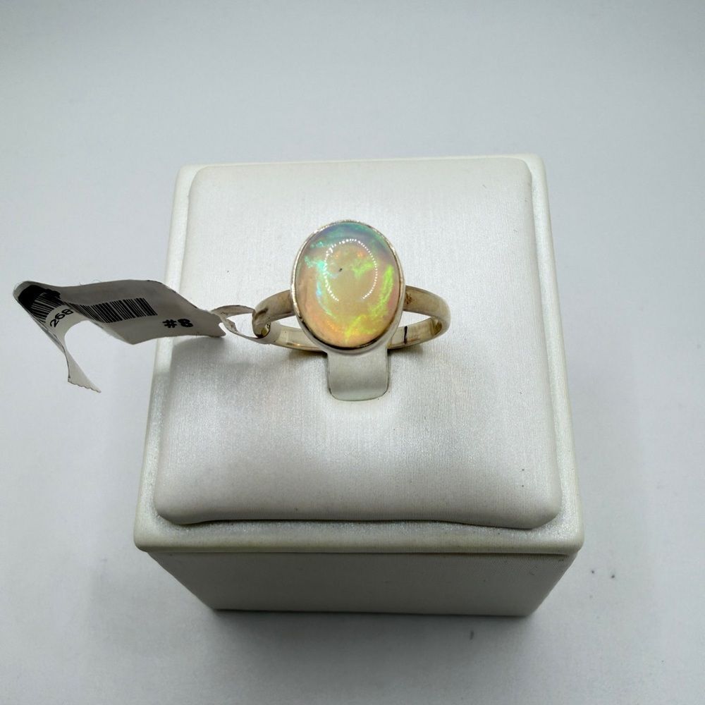 NWT 8x11mm "Jelly" Opal cabochon solitaire ring in sterling silver!